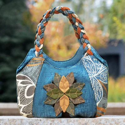 New Coming national women string appliques Day Clutches!Nice vintage prints Shopping handbags All-match canvas lady Carrier
New Coming national women string appliques Day Clutches!Nice vintage prints Shopping handbags All-match canvas lady Carrier