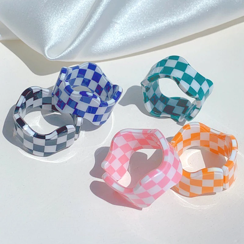 Ins Trendy Checkerboard Plaid Acrylic Resin Finger Ring Women Girl Korea Fashionable Adjustable Rings Hot Sale Friendship Gift
Ins Trendy Checkerboard Plaid Acrylic Resin Finger Ring Women Girl Korea Fashionable Adjustable Rings Hot Sale Friendship Gift