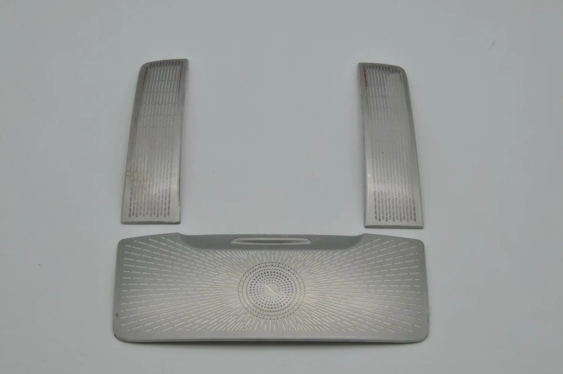 for 2020 Mercedes-Benz GLA CLA GLE GLS modified reading light horn cover decoration
for 2020 Mercedes-Benz GLA CLA GLE GLS modified reading light horn cover decoration