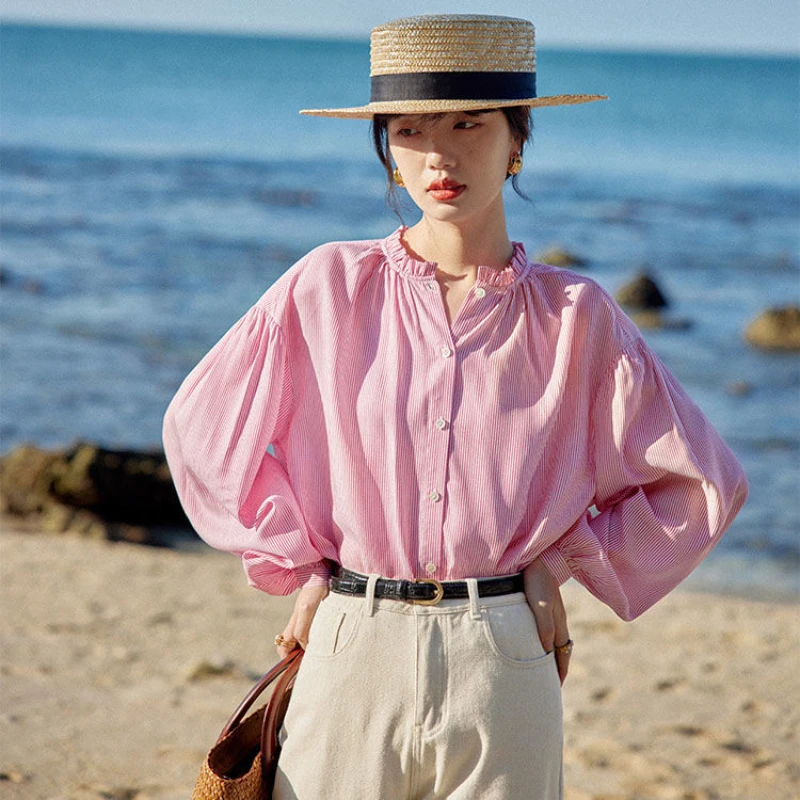 Fashion Summer Women Blouses Loose V Collar Shirt Puff Sleeve Womens Tops Sweet Striped Button Blouse Clothes Female Blusas H84
Fashion Summer Women Blouses Loose V Collar Shirt Puff Sleeve Womens Tops Sweet Striped Button Blouse Clothes Female Blusas H84