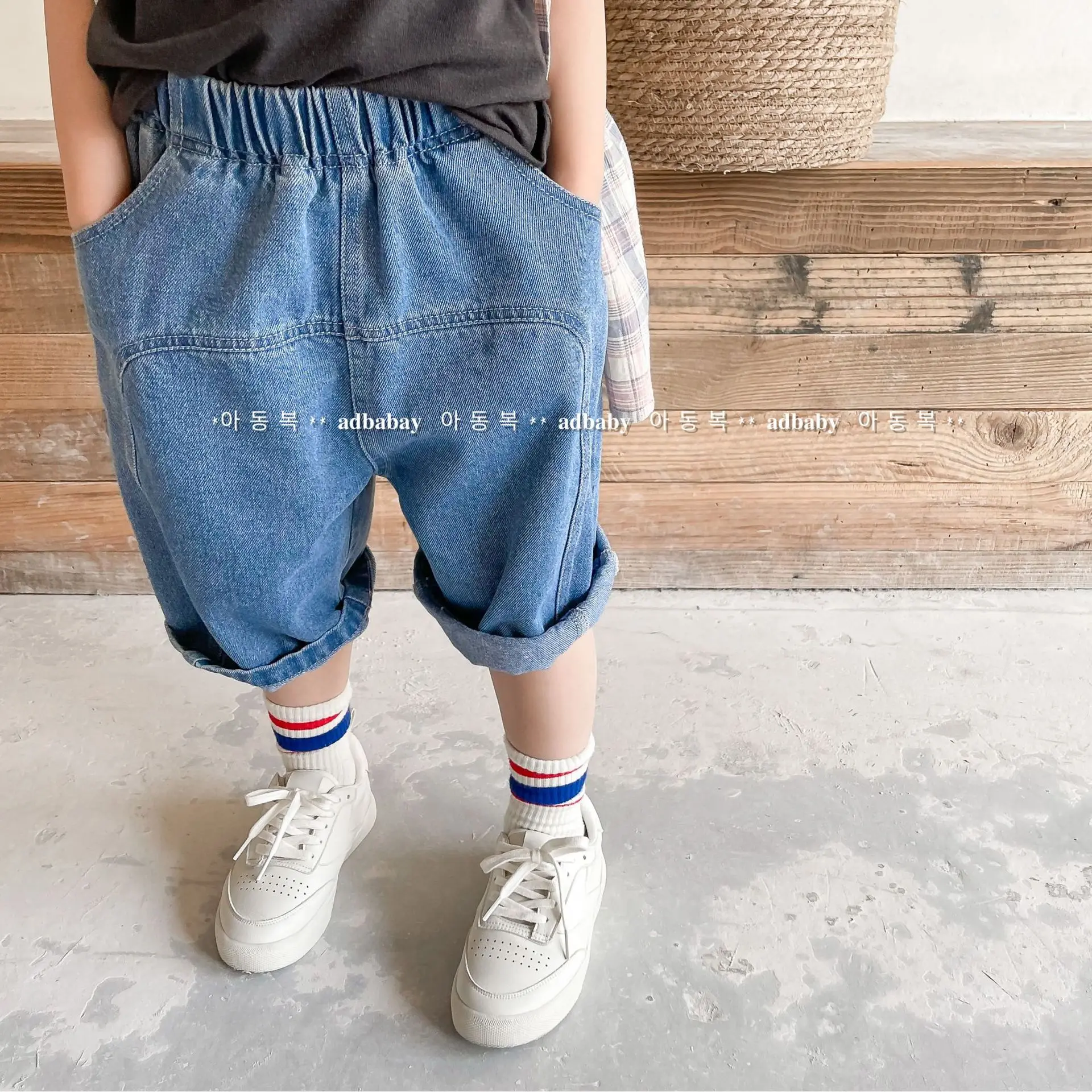 Summer Boutique Kids Clothing Toddler Boys Solid Jeans Baby Girls Knee Length Denim Pants With Pocket Cotton Children Pant
Summer Boutique Kids Clothing Toddler Boys Solid Jeans Baby Girls Knee Length Denim Pants With Pocket Cotton Children Pant