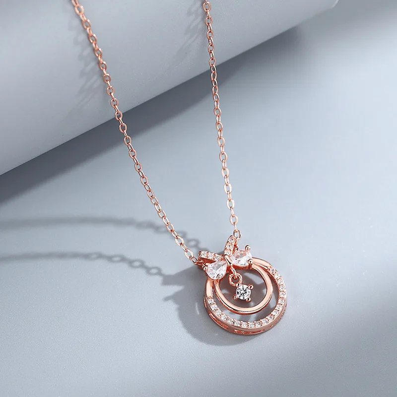 KEC35 S925 Sterling Silver Bow Double Ring Necklace Women's Light Luxury Simple Pendant Clavicle Chain Jewelry
KEC35 S925 Sterling Silver Bow Double Ring Necklace Women's Light Luxury Simple Pendant Clavicle Chain Jewelry