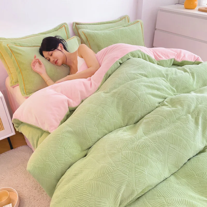 Зимнее утолщенное теплое двойное покрывало для кровати однотонное Фланелевое утолщенное супер мягкое удобное покрывало для пары роскошно...
Зимнее утолщенное теплое двойное покрывало для кровати однотонное Фланелевое утолщенное супер мягкое удобное покрывало для пары роскошно...