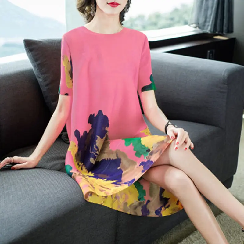 Элегантная винтажная женская летняя новая Повседневная Свободная трапециевидная юбка с круглым вырезом и коротким рукавом, модель M477
Элегантная винтажная женская летняя новая Повседневная Свободная трапециевидная юбка с круглым вырезом и коротким рукавом, модель M477