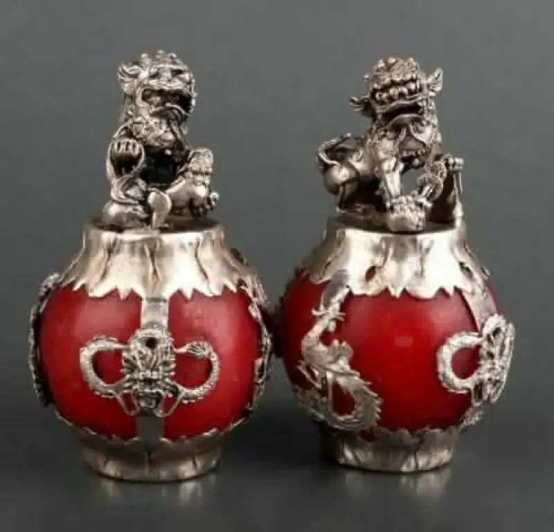 Пара китайских старых тибетских серебряных резанных вручную броней, статуэтка дракона льва
Пара китайских старых тибетских серебряных резанных вручную броней, статуэтка дракона льва