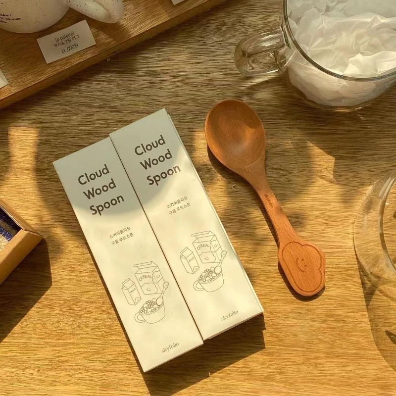 Cute Cloud Log Wind Spoon Unique and innovative design Adult and Child Household Accessoires Cuisine wood Spoon Set for Kitchen
Cute Cloud Log Wind Spoon Unique and innovative design Adult and Child Household Accessoires Cuisine wood Spoon Set for Kitchen