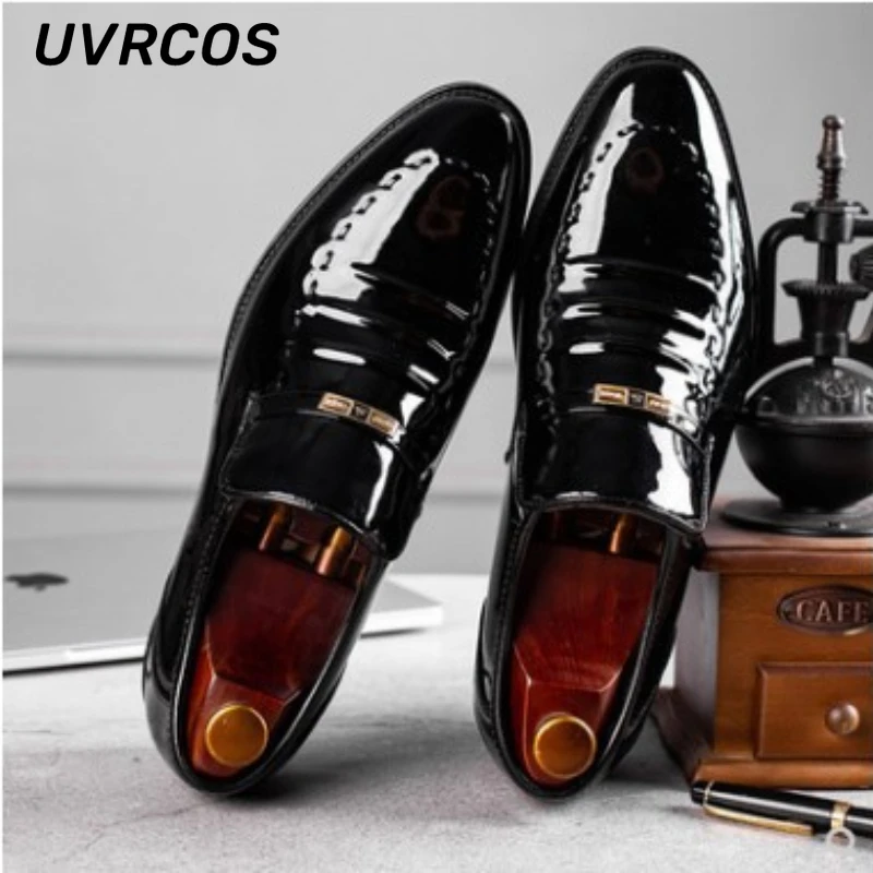 Pointed Toe Shiny Leather Shoes Men'Business Dress British Wedding Patent Fashion Low Top Men
Pointed Toe Shiny Leather Shoes Men'Business Dress British Wedding Patent Fashion Low Top Men