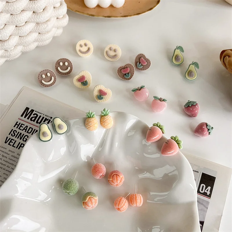 Sweet Fruit Flocking winter Stud Earrings Strawberry Peach Pineapple Cute Drop Earrings for Women Party Accessories Wholesale
Sweet Fruit Flocking winter Stud Earrings Strawberry Peach Pineapple Cute Drop Earrings for Women Party Accessories Wholesale
