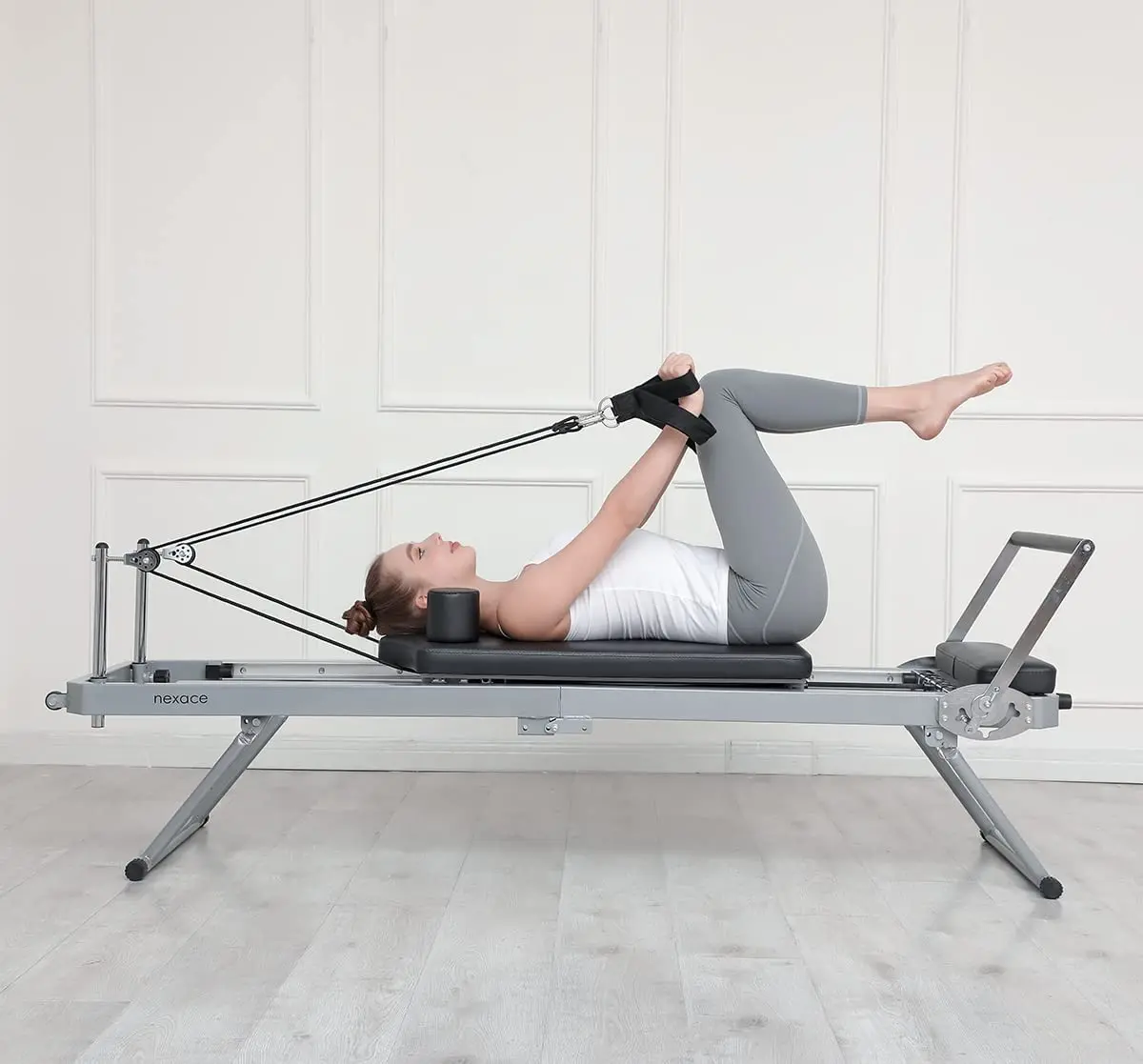 Pilates Reformer Fitness Equipment for Home Foldable Yoga Bed Body Balance Training Machine
Pilates Reformer Fitness Equipment for Home Foldable Yoga Bed Body Balance Training Machine