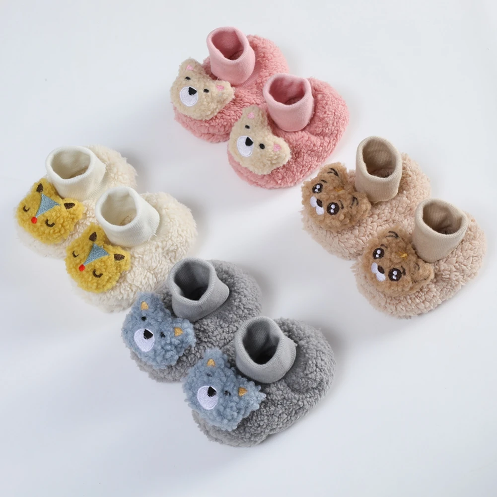 Newborn Fashion Fleece Baby Socks Shoes Boy Girl Toddler First Walkers Booties Cotton Comfort Soft Anti-slip Warm Infant Shoes
Newborn Fashion Fleece Baby Socks Shoes Boy Girl Toddler First Walkers Booties Cotton Comfort Soft Anti-slip Warm Infant Shoes