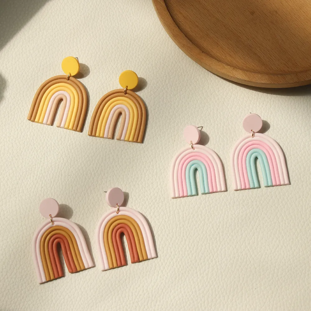 Hot Sale Ethnic Boho Gradient Ceramic Clay Rainbow Color Arched Colorful Line Handmade Long Dangle Earrings for Women Jewelry
Hot Sale Ethnic Boho Gradient Ceramic Clay Rainbow Color Arched Colorful Line Handmade Long Dangle Earrings for Women Jewelry
