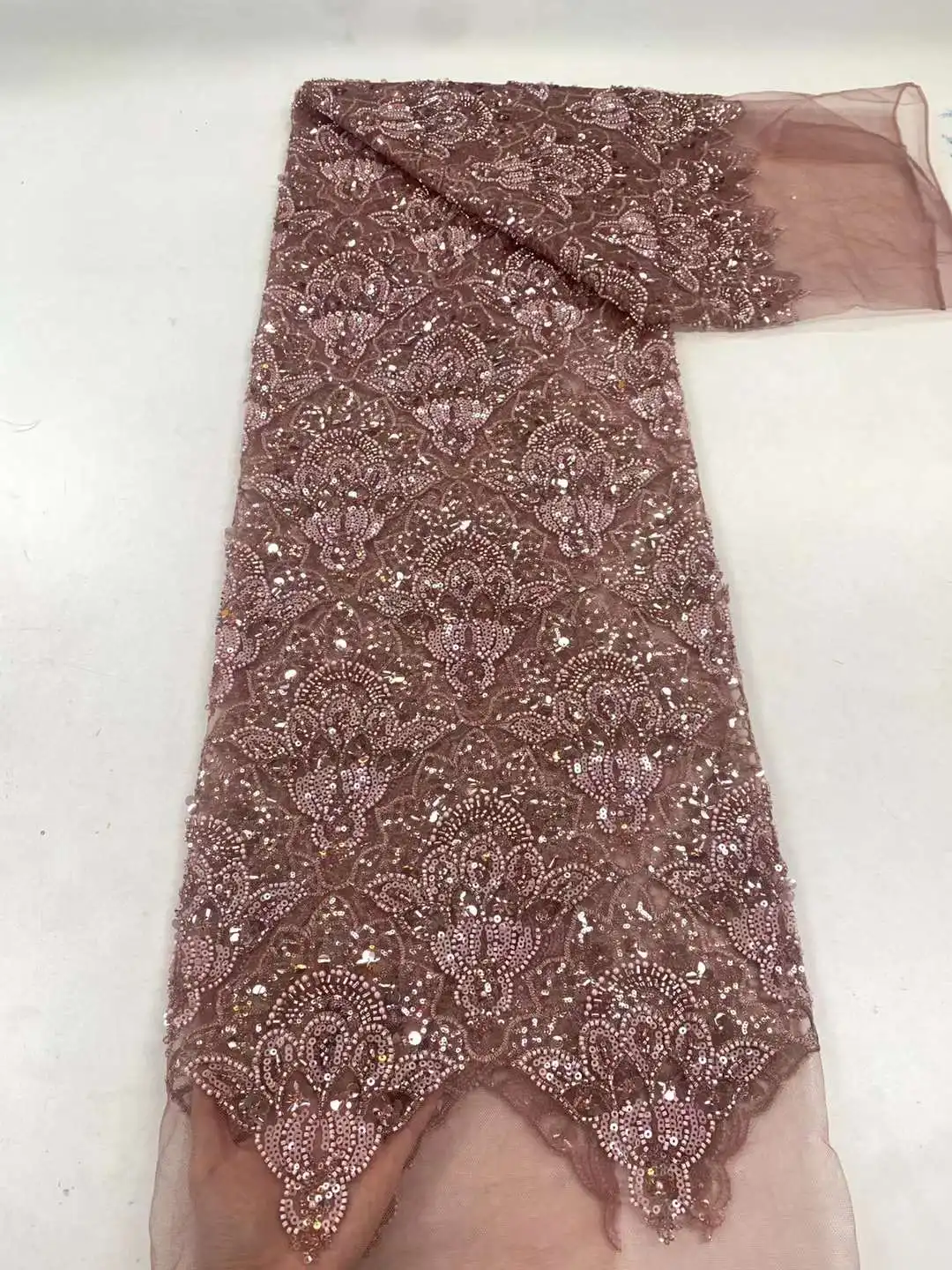 2023 High-End French Embroidery Groom Lace Fabric African Nigerian With Sequin Fabric For Wedding Dress
2023 High-End French Embroidery Groom Lace Fabric African Nigerian With Sequin Fabric For Wedding Dress