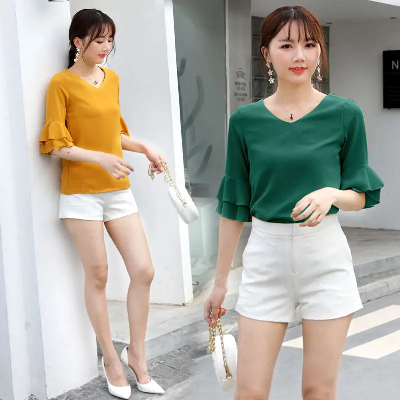 Women Blouse New Spring Summer Fashion Small Fresh Loose V-neck Doll Horn Short Sleeve Casual Chiffon Top Women Tops Blouse
Women Blouse New Spring Summer Fashion Small Fresh Loose V-neck Doll Horn Short Sleeve Casual Chiffon Top Women Tops Blouse