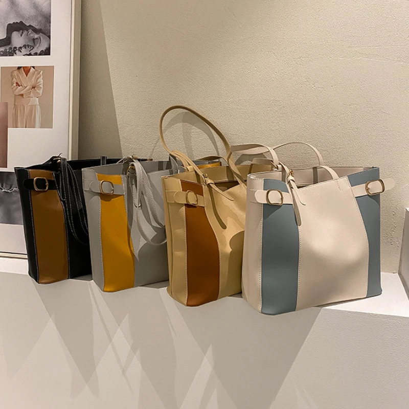 Commuting Large-capacity Tote Bag Women's Armpit Bag Hand-held Shoulder Bag High-quality Large Bag Spring New Designer Bag
Commuting Large-capacity Tote Bag Women's Armpit Bag Hand-held Shoulder Bag High-quality Large Bag Spring New Designer Bag