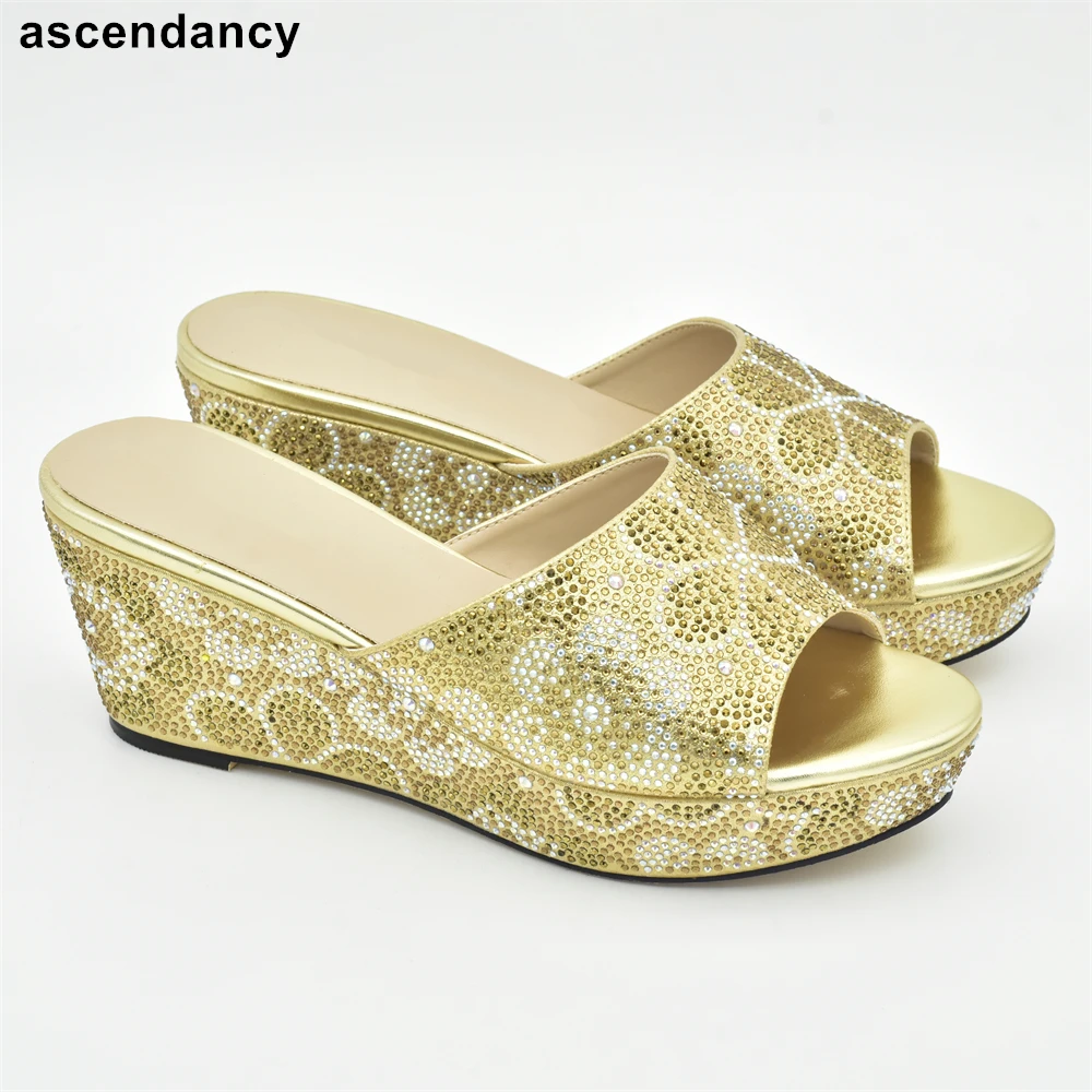 Женские свадебные туфли на высоком каблуке, элегантные туфли с кристаллами, лето
Женские свадебные туфли на высоком каблуке, элегантные туфли с кристаллами, лето