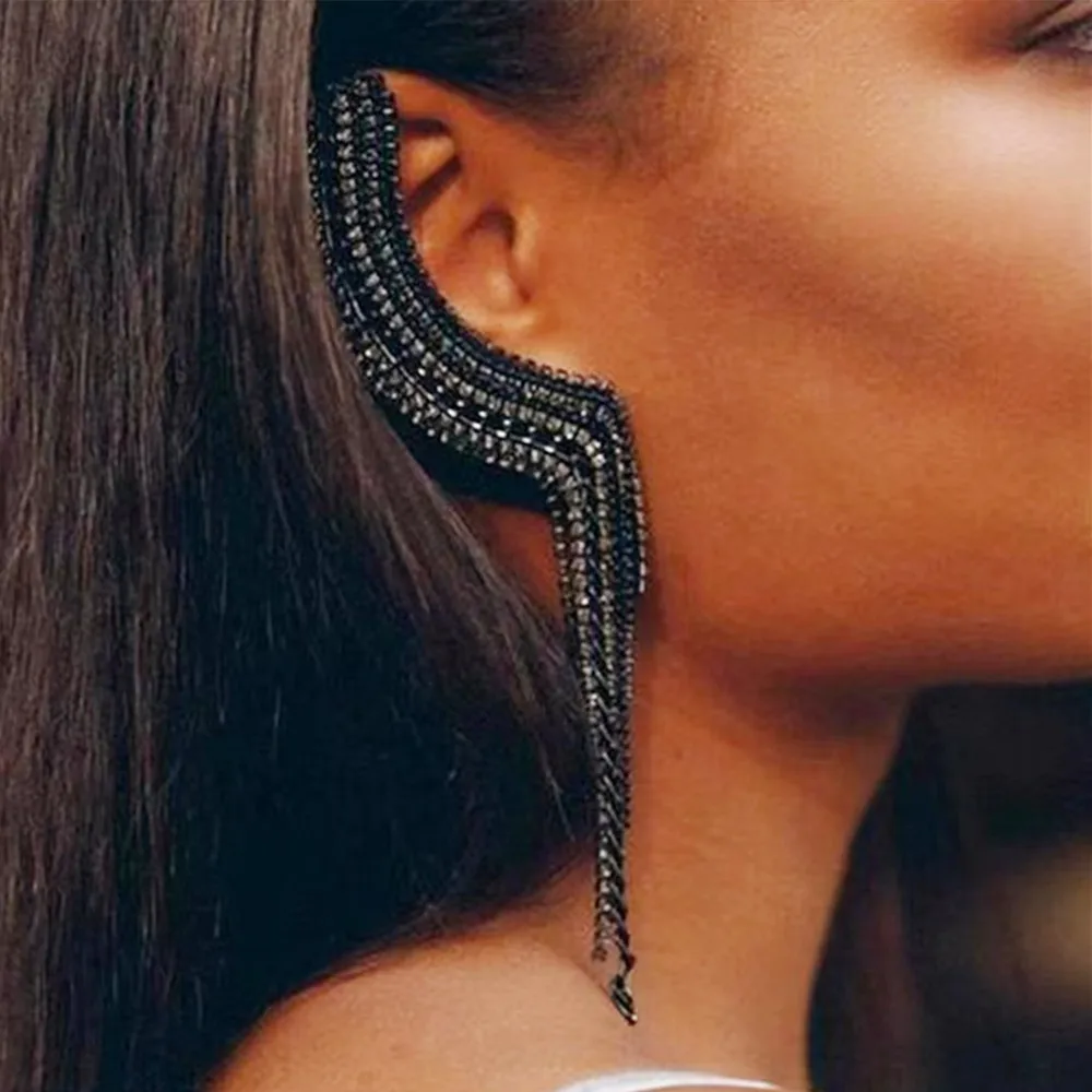 INS 1PC High Quality Rhinestone Black Tassel Ear Clip Drop Earrings for women Crystal Back Hanging Statement Earrings Jewelry
INS 1PC High Quality Rhinestone Black Tassel Ear Clip Drop Earrings for women Crystal Back Hanging Statement Earrings Jewelry