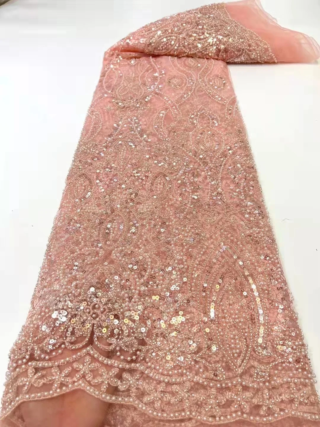 2022 African Lace High Quality French Mesh Lace Fabric With Sequins Beads Nigerian Lace Fabrics For Wedding Dress
2022 African Lace High Quality French Mesh Lace Fabric With Sequins Beads Nigerian Lace Fabrics For Wedding Dress