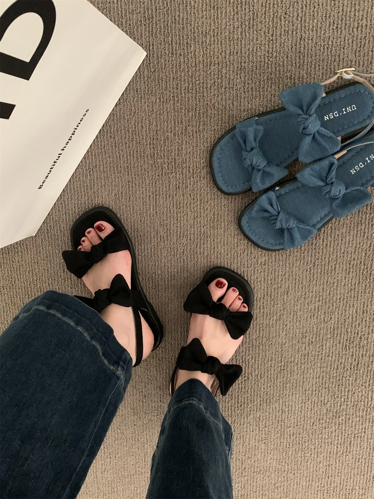 Женские Босоножки на каблуке, бежевые удобные сандалии-гладиаторы на плоской подошве, с ремешком с пряжкой и бантом, универсальные, черные, ...
Женские Босоножки на каблуке, бежевые удобные сандалии-гладиаторы на плоской подошве, с ремешком с пряжкой и бантом, универсальные, черные, ...