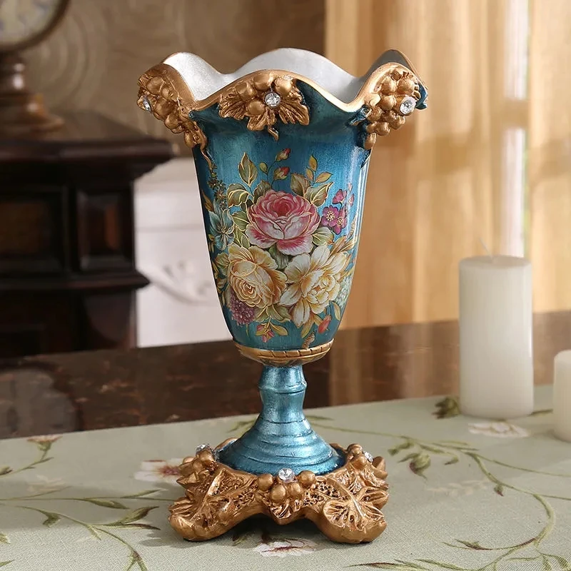 Gilt Resin Vase Vintage Advanced Frosted Craft Decorations Flower Pot Ornaments Bookshelf Wine TV Cabinet Home Wedding Decor
Gilt Resin Vase Vintage Advanced Frosted Craft Decorations Flower Pot Ornaments Bookshelf Wine TV Cabinet Home Wedding Decor