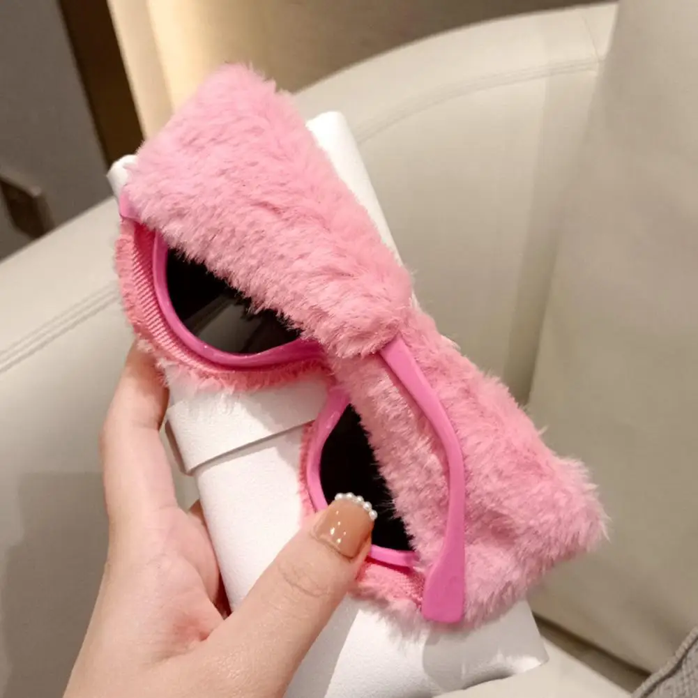 Great Sun Glasses Lightweight Sunglasses Anti-UV Decorative Plush Frame Sunglasses Women Vintage Eyewear Decorative
Great Sun Glasses Lightweight Sunglasses Anti-UV Decorative Plush Frame Sunglasses Women Vintage Eyewear Decorative