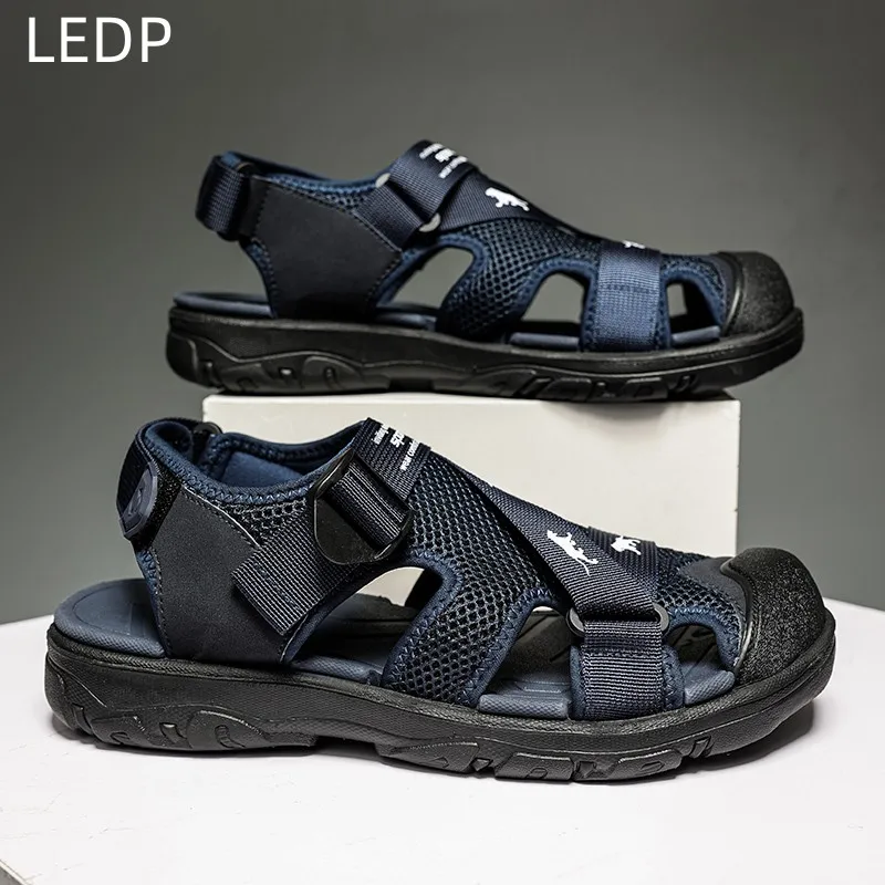 Men's Sandals Summer Outdoor Beach Shoes Round Toe Casual Lightweight Outdoor Comfortable Trend Versatile Breathable Flat Bottom
Men's Sandals Summer Outdoor Beach Shoes Round Toe Casual Lightweight Outdoor Comfortable Trend Versatile Breathable Flat Bottom