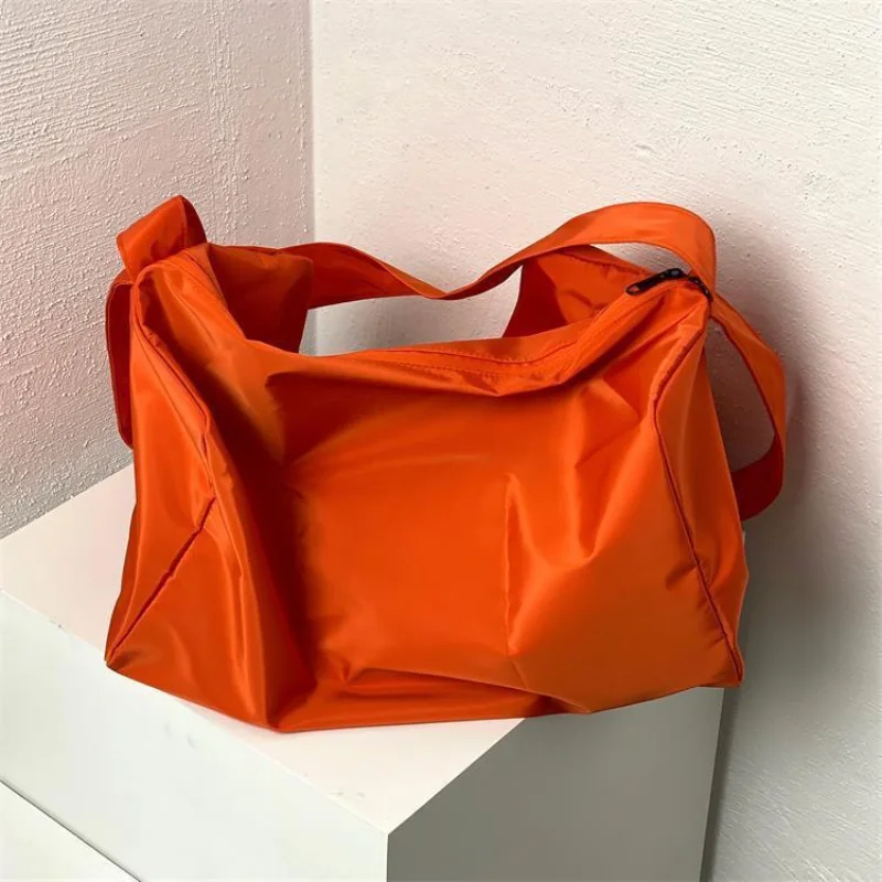 2023Travel Bag, Handbag, Women's Shoulder Bag, Large Capacity Brand, Waterproof Sports Yoga Fitness Bag, Women's Cross-body Bag
2023Travel Bag, Handbag, Women's Shoulder Bag, Large Capacity Brand, Waterproof Sports Yoga Fitness Bag, Women's Cross-body Bag