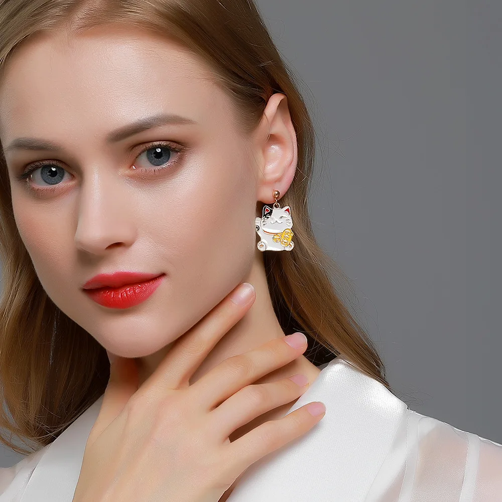 New Asymmetric Stud Earrings for Women Cute Panda Dog Cat Color Oil Dripping Personalized Small Animal Ear Drop Jewelry Sets
New Asymmetric Stud Earrings for Women Cute Panda Dog Cat Color Oil Dripping Personalized Small Animal Ear Drop Jewelry Sets