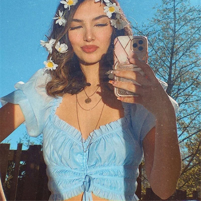 2021 French Style Fresh Puff Sleeve Off Shoulder Ruched T-shirts Strapless Blue Bandage Solid Pleated All-match Thin Crop Tops
2021 French Style Fresh Puff Sleeve Off Shoulder Ruched T-shirts Strapless Blue Bandage Solid Pleated All-match Thin Crop Tops