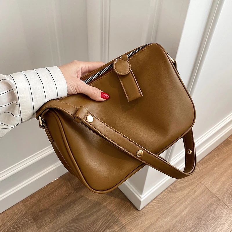 Small Soft PU Leather Crossbody Bags For Women 2021 Winter Simple Shoulder Bag Luxury Trending Branded Handbags And Purses
Small Soft PU Leather Crossbody Bags For Women 2021 Winter Simple Shoulder Bag Luxury Trending Branded Handbags And Purses
