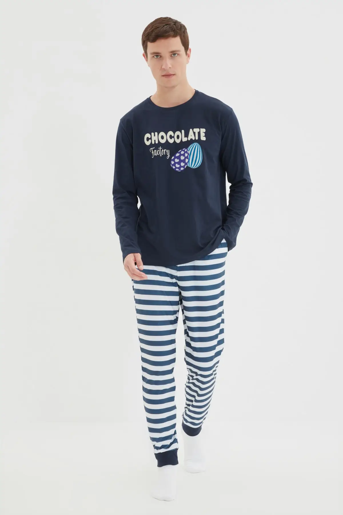 Trendyol Men 'S Regular Fit Printed Bottom Striped Knitted Pajamas Set TMNAW22PT1219
Trendyol Men 'S Regular Fit Printed Bottom Striped Knitted Pajamas Set TMNAW22PT1219