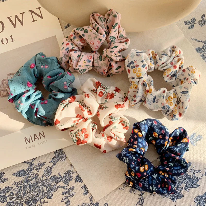 Floral Print Women Scrunchies Fashion Hairband Hair Rope For Ponytail Holder Elastic Hair Band Sweet Hair Ties Hair Accessories
Floral Print Women Scrunchies Fashion Hairband Hair Rope For Ponytail Holder Elastic Hair Band Sweet Hair Ties Hair Accessories