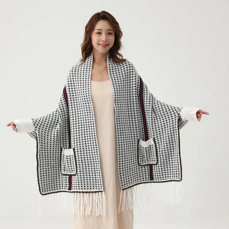Women Imitation Mink Velvet Houndstooth Knitted Cloaks Warm Thick Big Pocket Capes Autumn Winter Plaid Coats Chic Travel Shawl
Women Imitation Mink Velvet Houndstooth Knitted Cloaks Warm Thick Big Pocket Capes Autumn Winter Plaid Coats Chic Travel Shawl