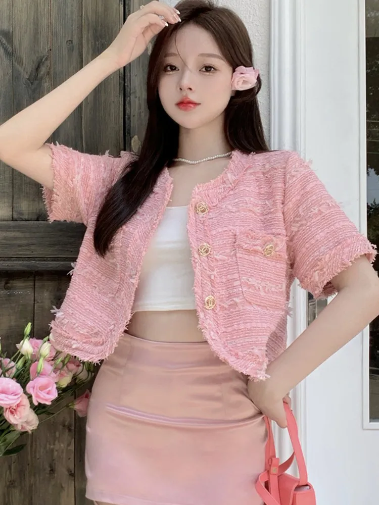 Runway Summer Small Fragrance Women Tweed Outerwear Tassel Pocket Wool Female Short Sleeve Luxury Brand Jacket Coat Top
Runway Summer Small Fragrance Women Tweed Outerwear Tassel Pocket Wool Female Short Sleeve Luxury Brand Jacket Coat Top