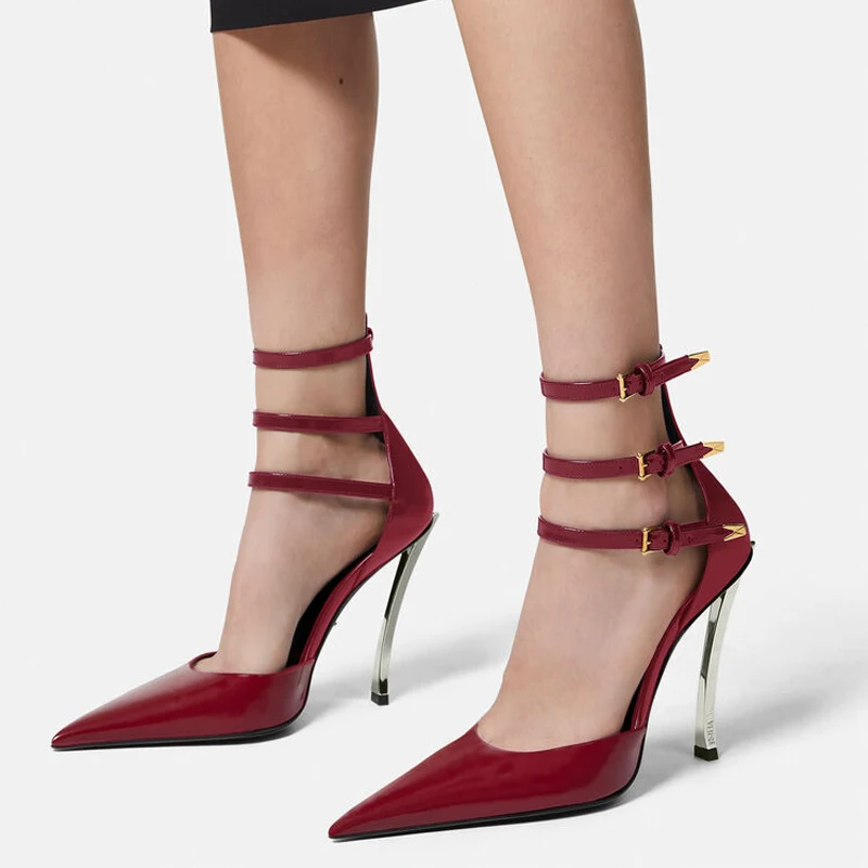 Sexy Patent Leather Luxury Designer Shoes Roman Sandals Thin High Heels Pointed Pumps Ladies T Platform Wedding Women Shoes
Sexy Patent Leather Luxury Designer Shoes Roman Sandals Thin High Heels Pointed Pumps Ladies T Platform Wedding Women Shoes