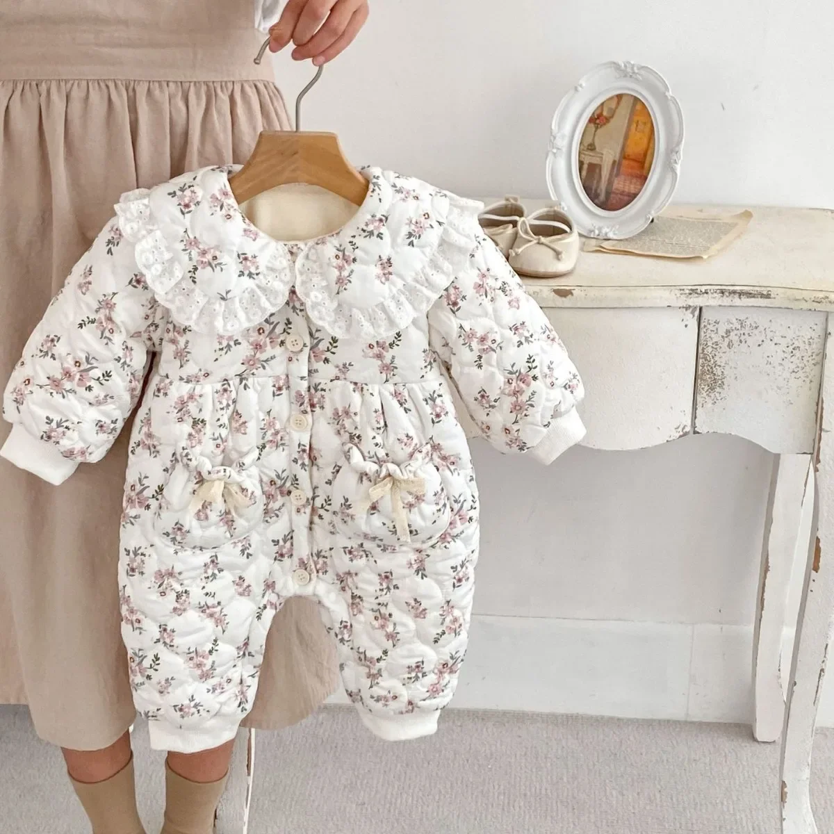 Детский комбинезон на пуговицах, с длинным рукавом
Детский комбинезон на пуговицах, с длинным рукавом