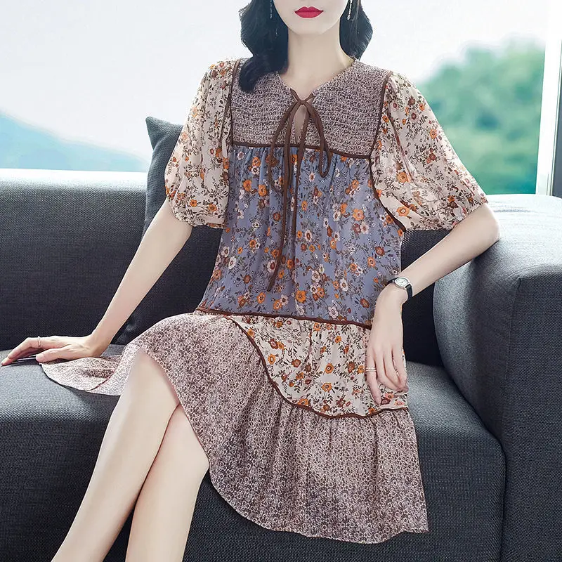 Ethnic style fashion retro silk dress female 2022 new summer loose thin age-age printing ribroom short sleeve o neck dress
Ethnic style fashion retro silk dress female 2022 new summer loose thin age-age printing ribroom short sleeve o neck dress