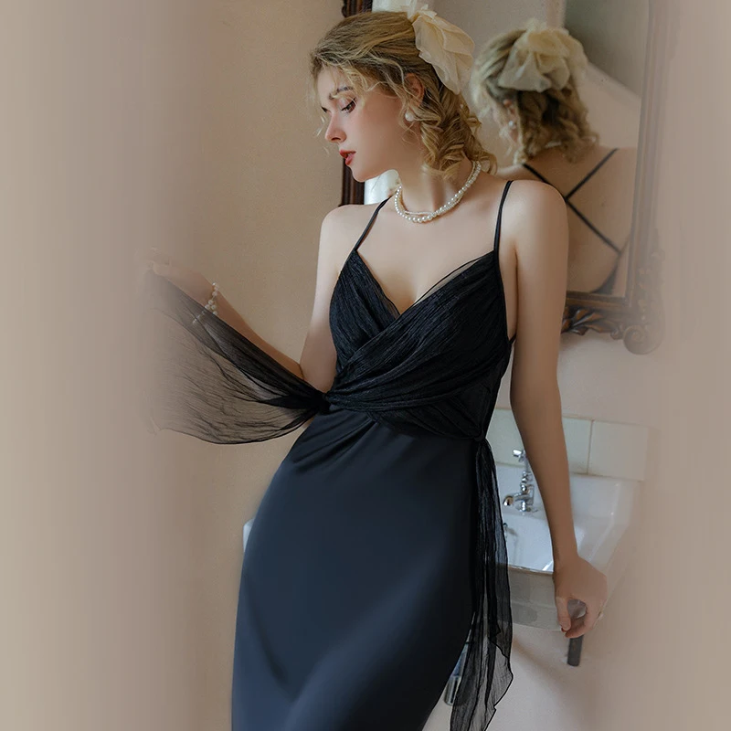 Classic Women's Pajamas Long Nightgown Open Back Lace Mesh Stitching Slip Dresses Advanced Sexy Women's Home Casual Clothes
Classic Women's Pajamas Long Nightgown Open Back Lace Mesh Stitching Slip Dresses Advanced Sexy Women's Home Casual Clothes