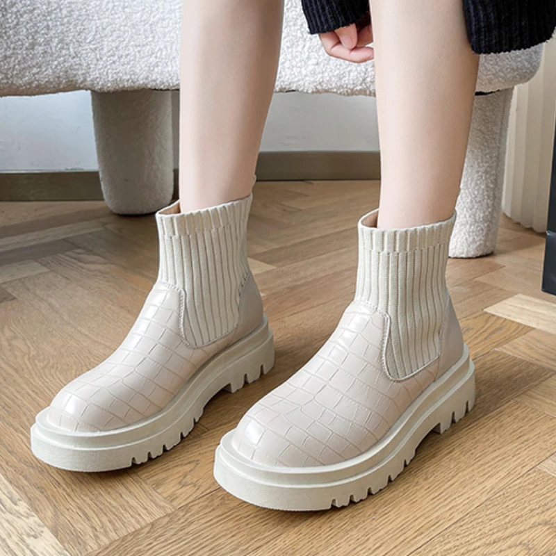 Ankle Boots Women 2022 Fashion Women's Boots Low Heel Round Toed Boots Women Zipper Short Boots Women Zapatos De Mujer
Ankle Boots Women 2022 Fashion Women's Boots Low Heel Round Toed Boots Women Zipper Short Boots Women Zapatos De Mujer