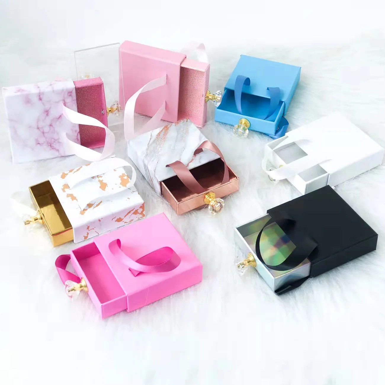 Factory Wholesale Private Label Lashes Boxes 3D 5D Mink Eyelashes Eyelash Packaging Square Drawer Box Custom Lashbox Packaging
Factory Wholesale Private Label Lashes Boxes 3D 5D Mink Eyelashes Eyelash Packaging Square Drawer Box Custom Lashbox Packaging