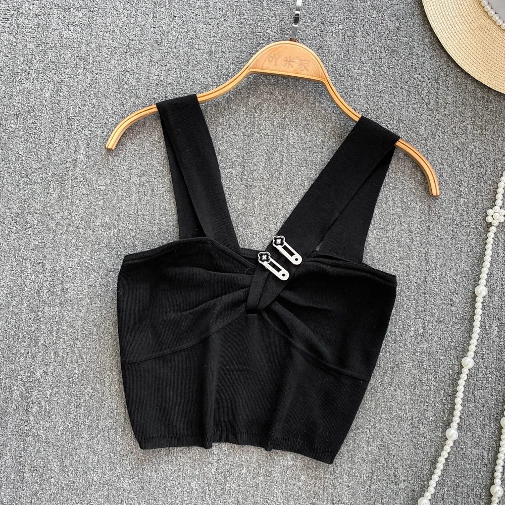 Women's Knit Screw Thread Irregularity Design Camis Bow Black Wide Shoulder Strap Tank Tops Sequined Backless Solid Crop Top Y2k 
Women's Knit Screw Thread Irregularity Design Camis Bow Black Wide Shoulder Strap Tank Tops Sequined Backless Solid Crop Top Y2k