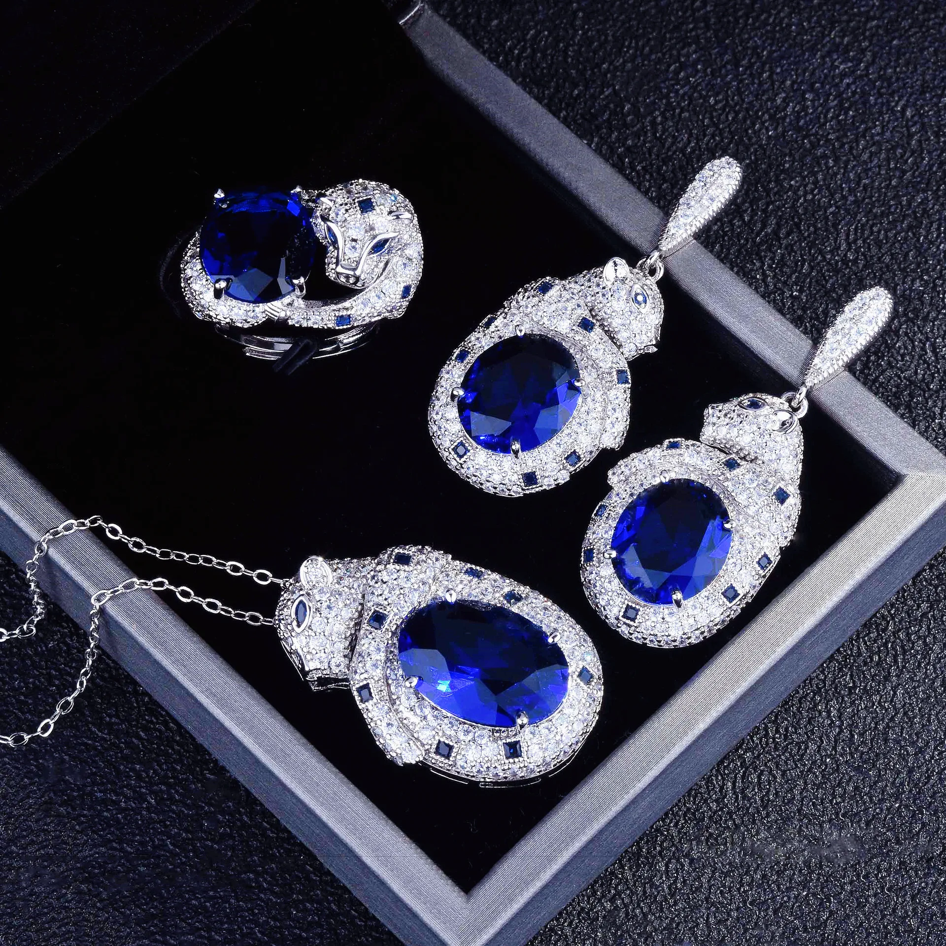 Royal Sapphire Emerald Leopard Set Ring Earring Women Luxury Fine Jewelry 925 Sterling Silver Free Shipping
Royal Sapphire Emerald Leopard Set Ring Earring Women Luxury Fine Jewelry 925 Sterling Silver Free Shipping
