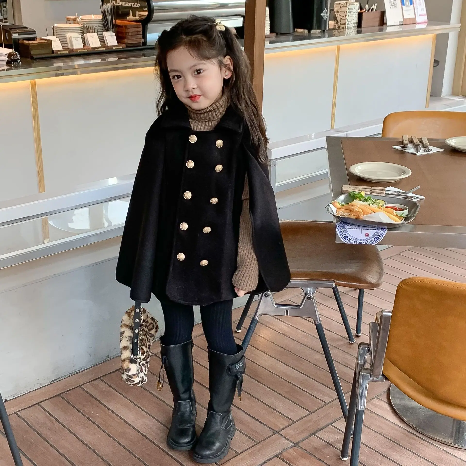 MILA CHOU 2022 Winter Girls Fashion Woolen Cloak Children Double-Breasted Turn-down Collar Black Coat Kids Clothes 2-8Y
MILA CHOU 2022 Winter Girls Fashion Woolen Cloak Children Double-Breasted Turn-down Collar Black Coat Kids Clothes 2-8Y