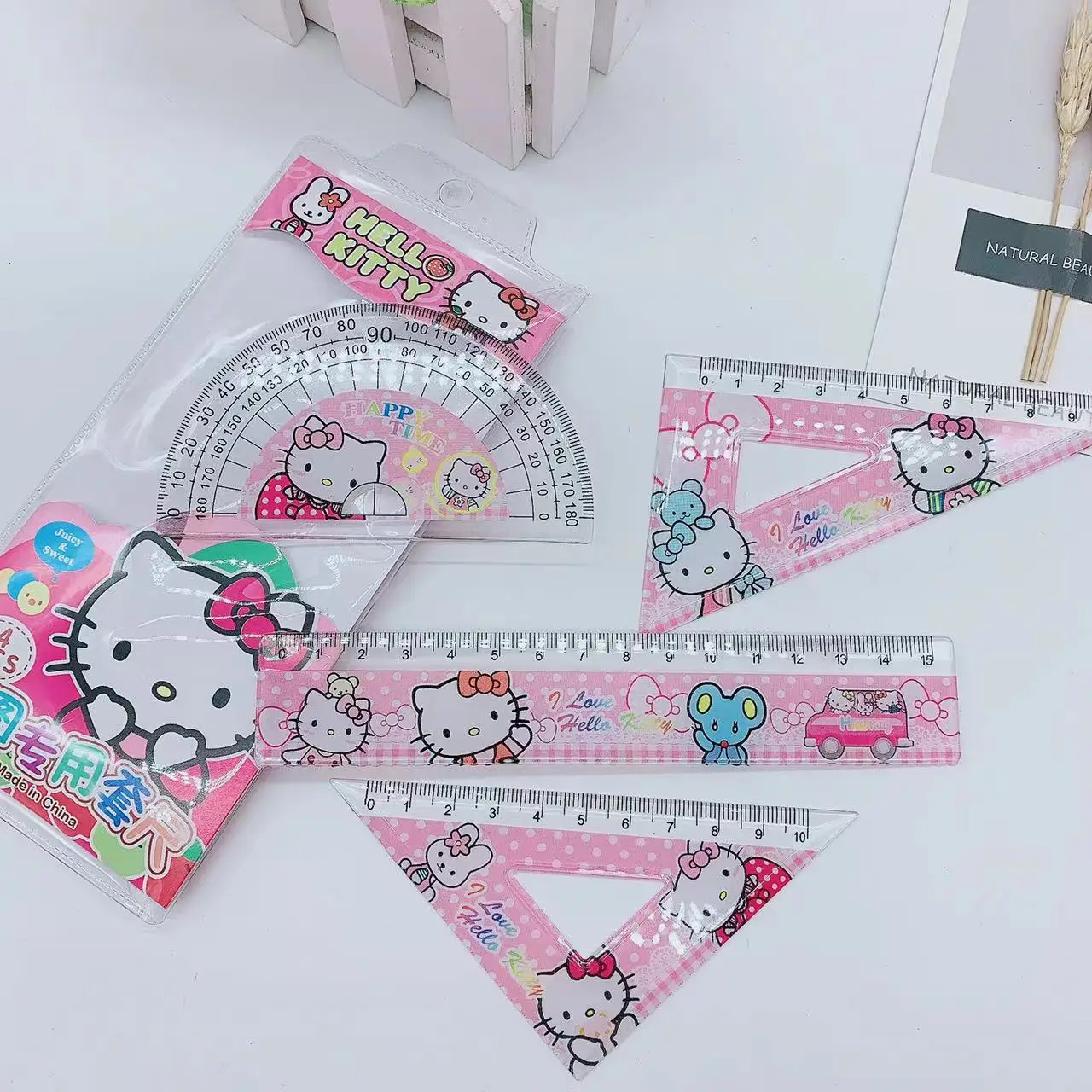Sanrio A Set Hello Kitty Melody Cartoon Multifunctional Plastic Tool Ruler Pupils' Stationery Triangular Ruler School Opens Gift
Sanrio A Set Hello Kitty Melody Cartoon Multifunctional Plastic Tool Ruler Pupils' Stationery Triangular Ruler School Opens Gift