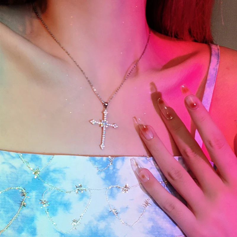 Fashion Female Cross Pendants Necklace Pure 925 Silver Crystal Jesus Cross Pendant Necklaces Jewelry for Men Women Accesories
Fashion Female Cross Pendants Necklace Pure 925 Silver Crystal Jesus Cross Pendant Necklaces Jewelry for Men Women Accesories