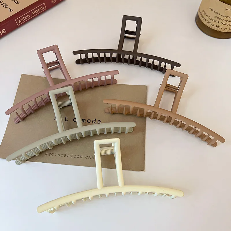 East Gate Baking Varnish Square Arc Hairpin Summer Fashion Back Head Curling Shark Clip Simple Commuter Hair Accessories (women)
East Gate Baking Varnish Square Arc Hairpin Summer Fashion Back Head Curling Shark Clip Simple Commuter Hair Accessories (women)