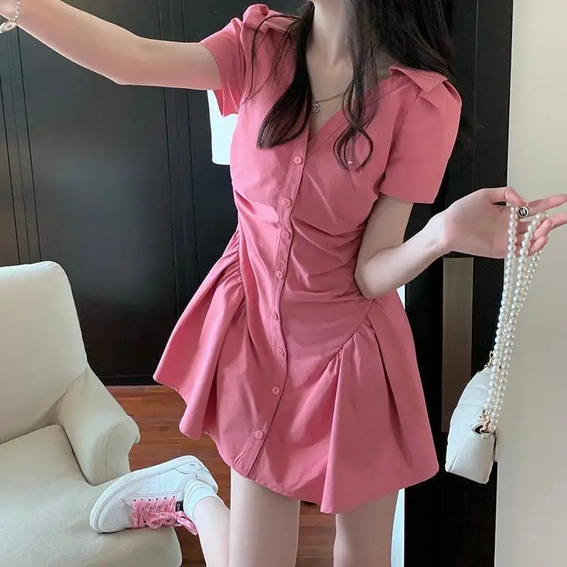 French V-neck Bubble Sleeve Dress Women's Summer Design Sense of Minority Waist Closing Small Skirt A-line Skirt
French V-neck Bubble Sleeve Dress Women's Summer Design Sense of Minority Waist Closing Small Skirt A-line Skirt