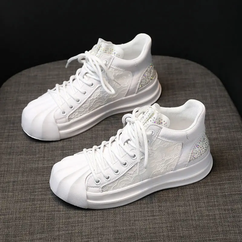 Leather White Shoes Women's 2021 Summer New Classic Style Fisherman Shoes Mesh Breathable Casual Sneakers Ins Fashion
Leather White Shoes Women's 2021 Summer New Classic Style Fisherman Shoes Mesh Breathable Casual Sneakers Ins Fashion