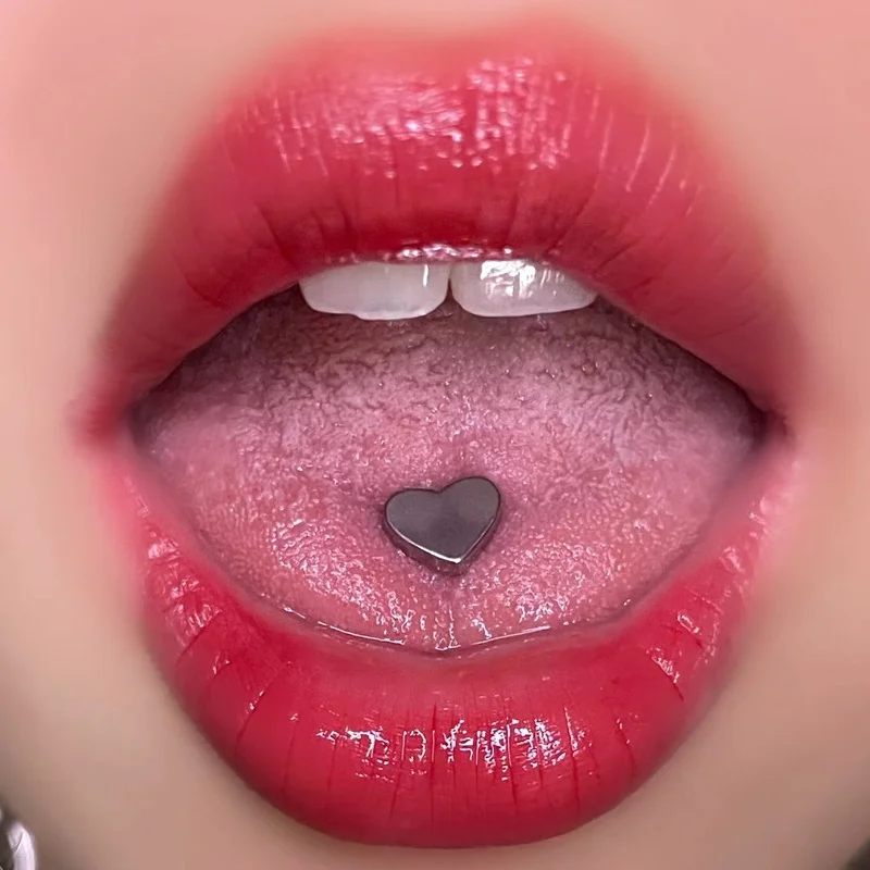 1Pcs 14G Titanium Steel Piercing Tongue Nail Tongue Ring Gothic Heart Tongue Stud Can Also Be Ear Bone Studs Body Jewelry
1Pcs 14G Titanium Steel Piercing Tongue Nail Tongue Ring Gothic Heart Tongue Stud Can Also Be Ear Bone Studs Body Jewelry