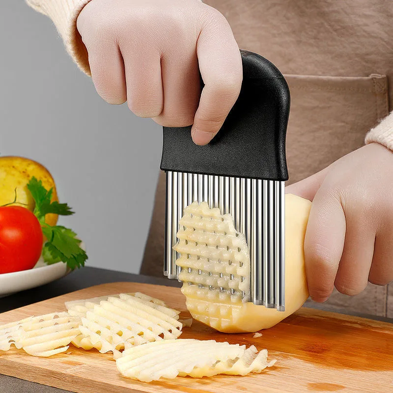 

Stainless Steel Crinkle Cutters, Potato Wavy Chopper Knife, French Fries Slicer for Fruit, Veggies and Carrots, Making Cucumbers