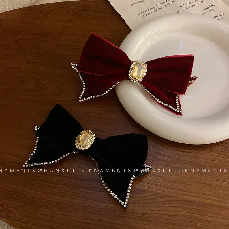new diamond-encrusted bow hairpin Korean style sweet and fashionable broken hair clip duckbill clip hairpin hair accessories
new diamond-encrusted bow hairpin Korean style sweet and fashionable broken hair clip duckbill clip hairpin hair accessories